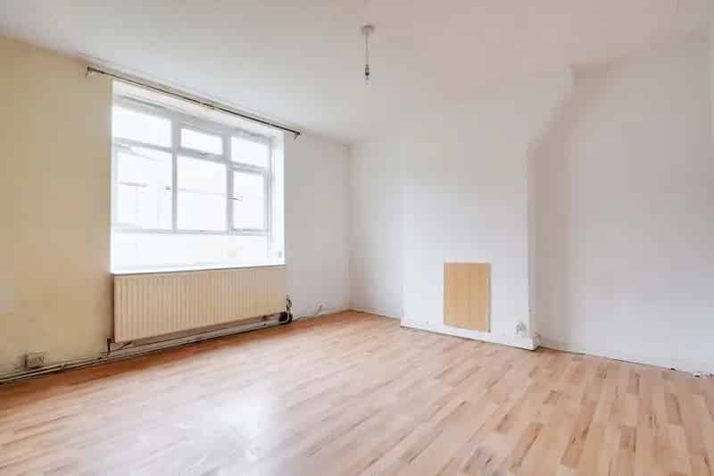 3 Bedroom Apartment near Hackney Marshes