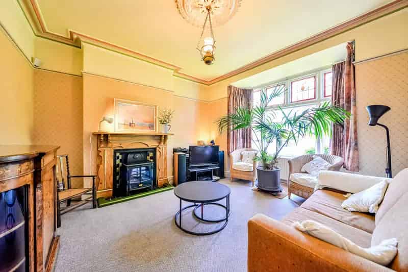 3 Bedroom Edwardian Semi-Detached House for Sale