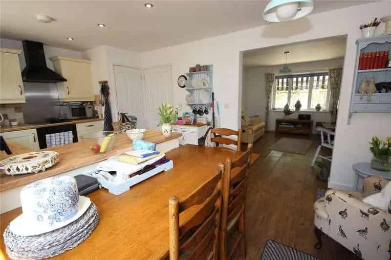 3 Bed House for Sale Harepath Road