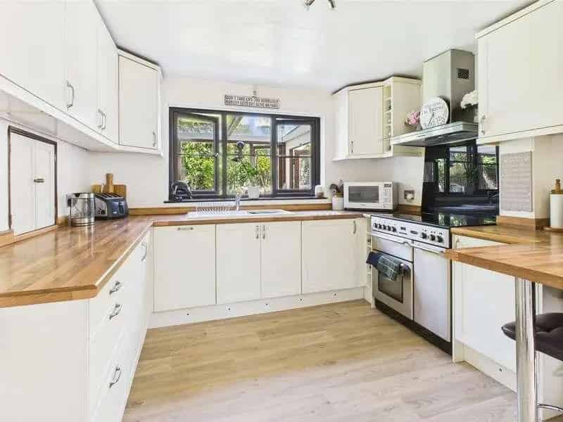 4 Bed House for Sale