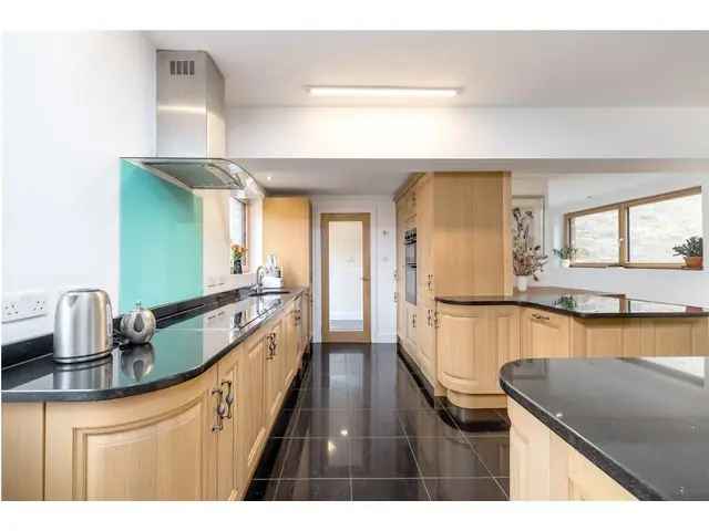5 Bedroom Detached Victorian Villa with Approved Planning Dalkeith