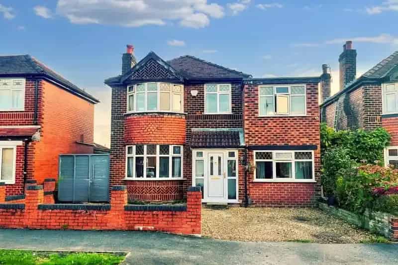 5 Bedroom Detached House For Sale Near Altrincham