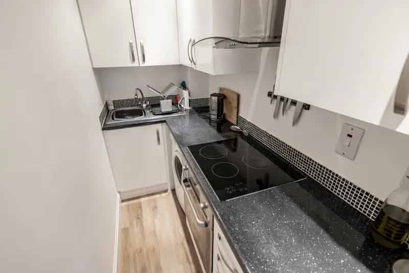 Rosemount 1-Bedroom Flat For Sale Aberdeen