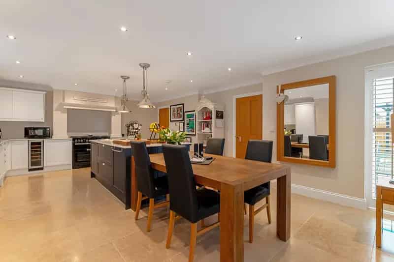 4 Bedroom Detached House for Sale Dunchurch Road Rugby Warwickshire