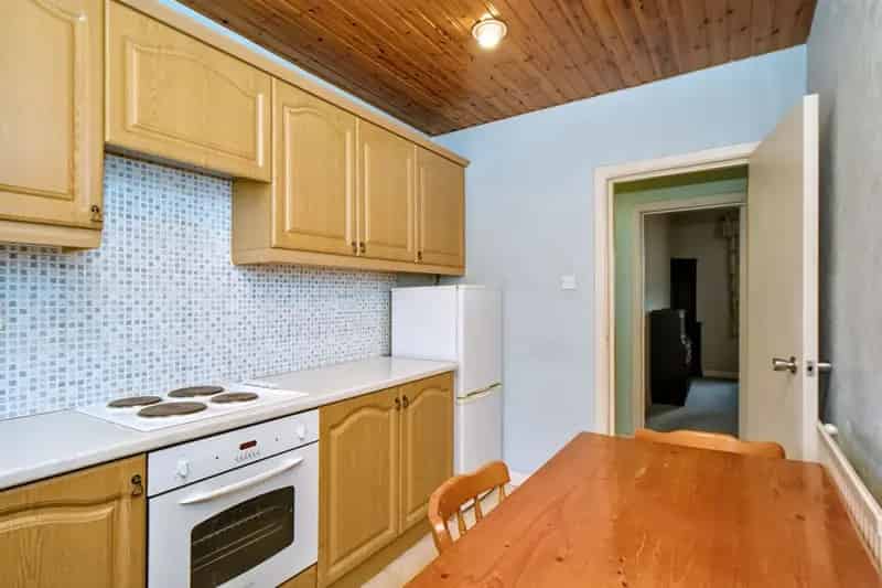 3 Bedroom Main Door Upper Villa West Pilton Edinburgh
