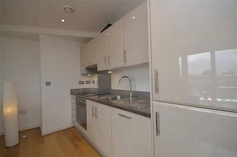 2 Bedroom Apartment Bristol City Centre