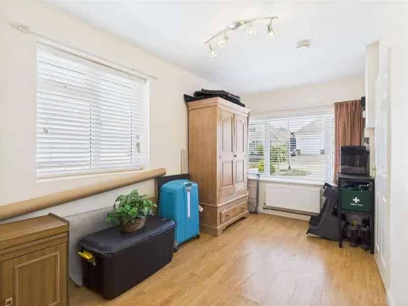 4 Bed House for Sale Peacehaven
