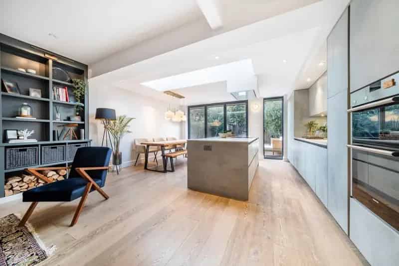 Stunning Family Home in Earlsfield