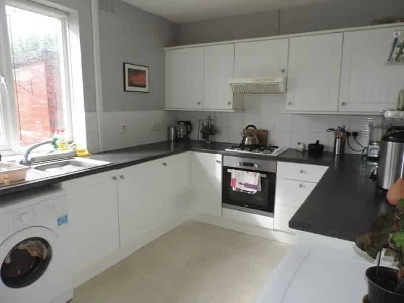 2 Bedroom House To Rent Available 2025