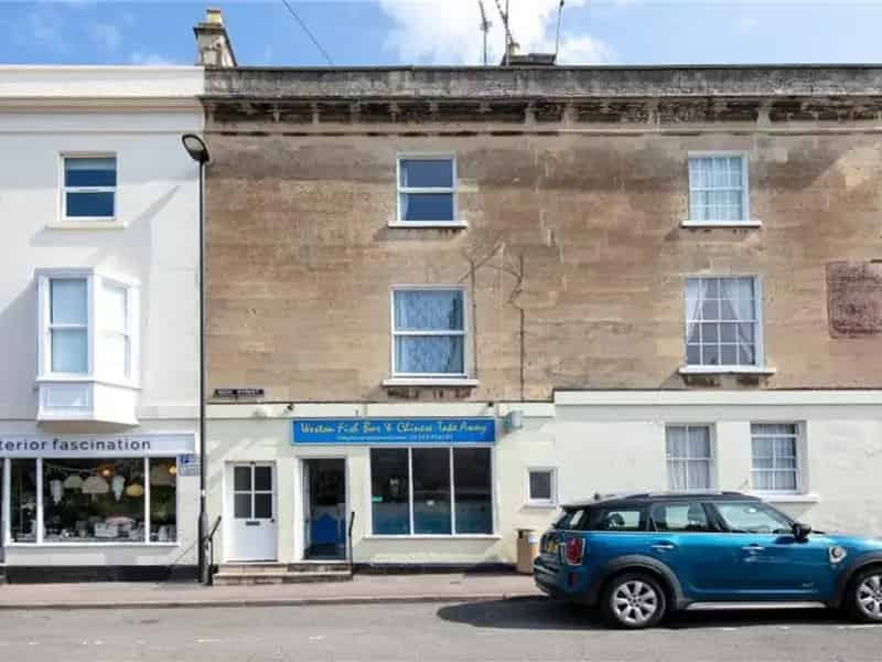Freehold Mixed Use Property with Maisonette and Takeaway