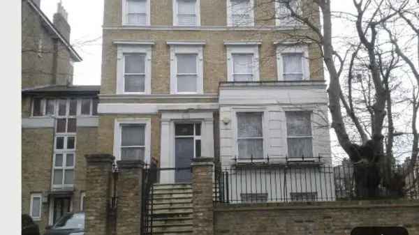 Flat For Rent in London, England