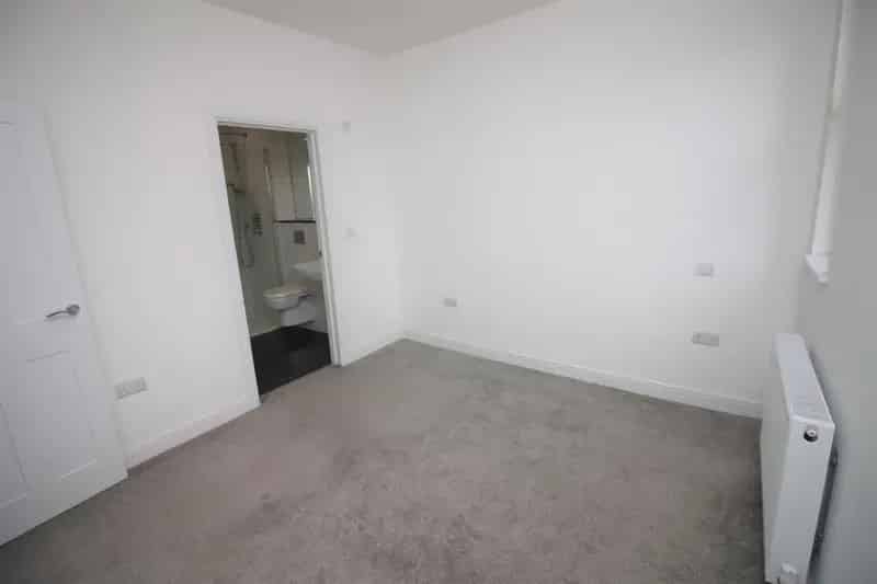 2 Bedroom Flat to Let Otley Town Centre