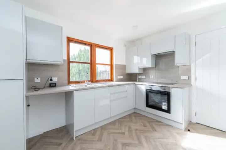 2 Bed House Ardinn Road Freshly Upgraded
