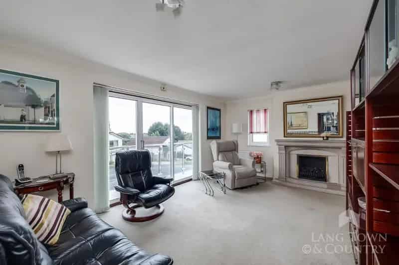 4 Bed Detached House with Woodland Access