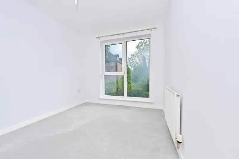 Flat For Sale , Midland Road, Dacorum, England