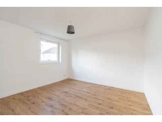 2 bedroom flat  for sale