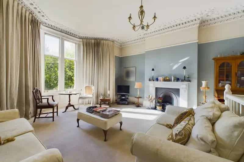 2 Bedroom Flat for Sale in Clevedon North Somerset