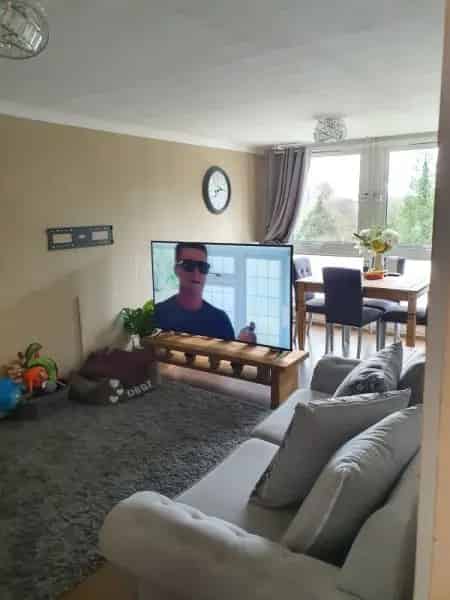 Flat For Rent , Saint Hill Road, Mid Sussex, England