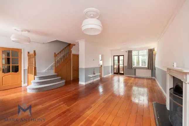 Detached house for sale in Chase Road, London N14