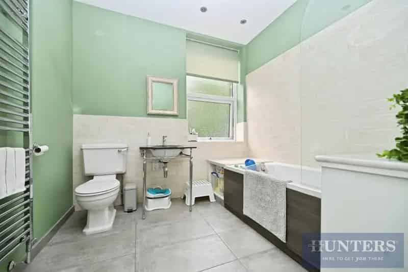4 Bed Victorian House for Sale in Guiseley