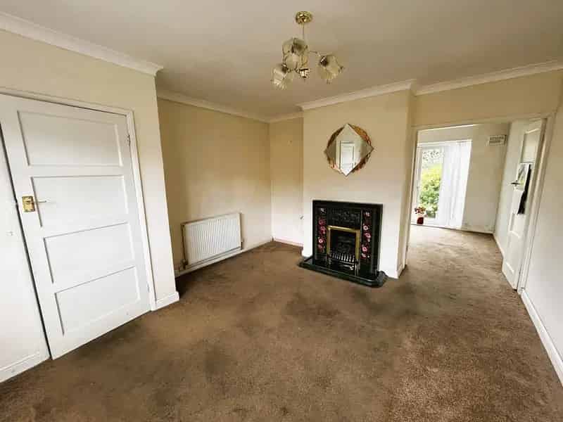 3 Bedroom Semi-Detached House for Sale Sutton Coldfield