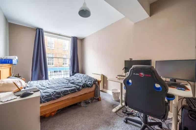 2 Bed Flat for Sale in Abingdon Town Centre