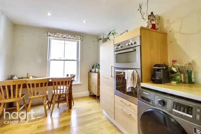 3 Bedroom Semi-Detached House to Rent in Abbey Gardens Cambridge