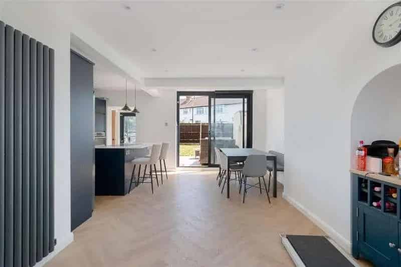 4 Bed House for Sale Lower Morden Lane
