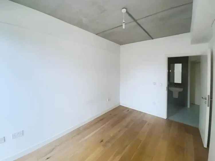 2 Bed Duplex Flat for Sale Town Centre