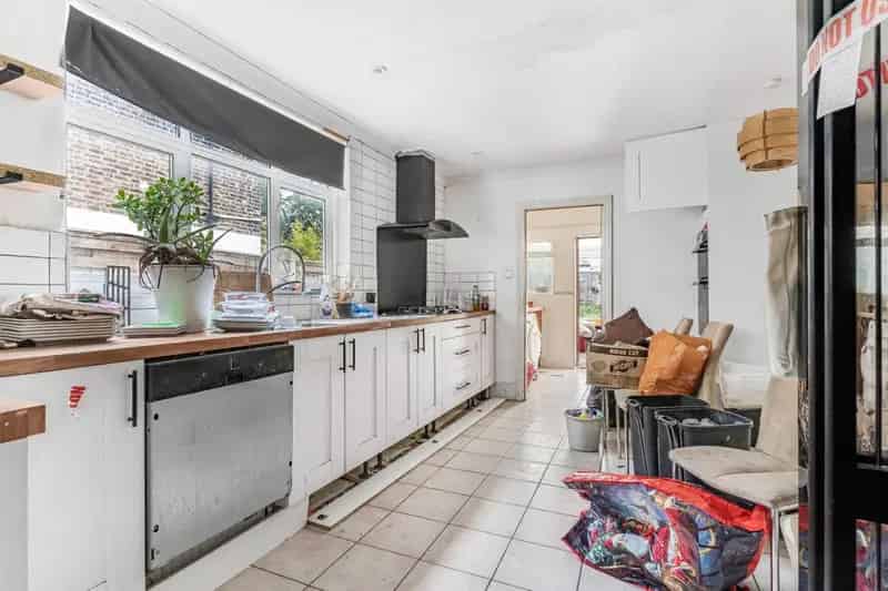 4 Bedroom House For Sale Forest Hill