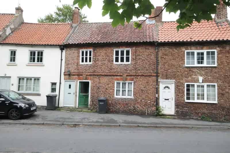 3 Bedroom Mid Terrace House for Sale Hutton Rudby North Yorkshire