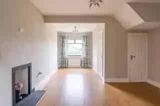 Beautiful End-Terrace House with Large Garden and Garage