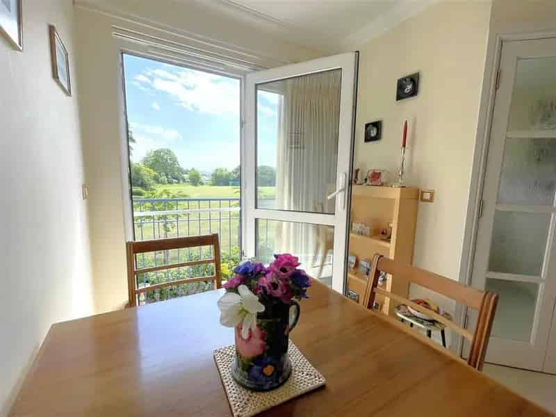 1 Bedroom Retirement Property for Sale