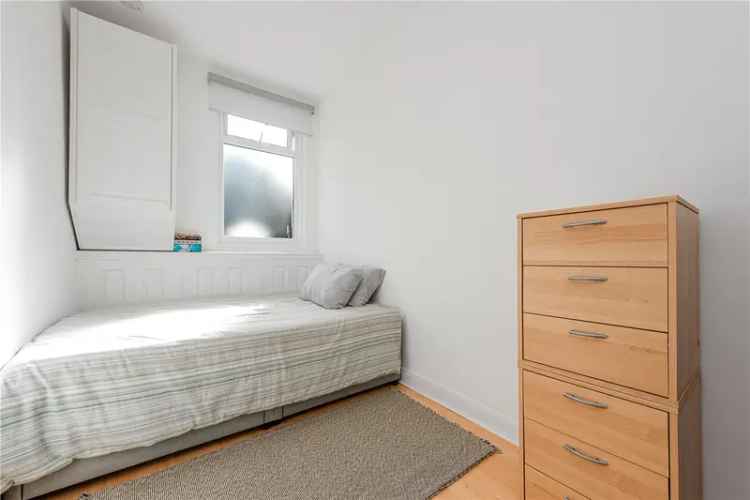 1 bedroom flat/apartment in London