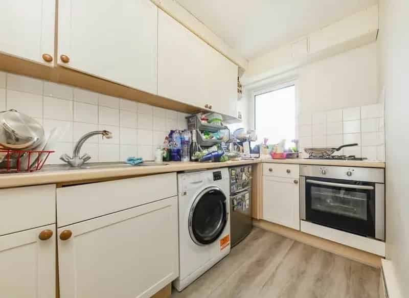 Bright 1 Bedroom Apartment near Primrose Hill with Parking