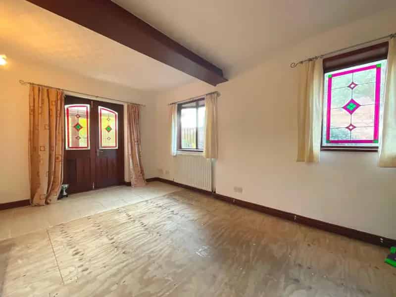 3 Bed Semi-Detached House for Sale