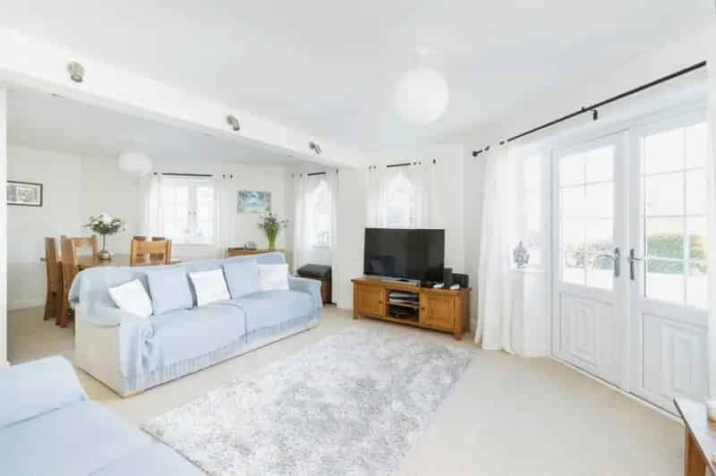 Two Bedroom Home Near Paignton Town