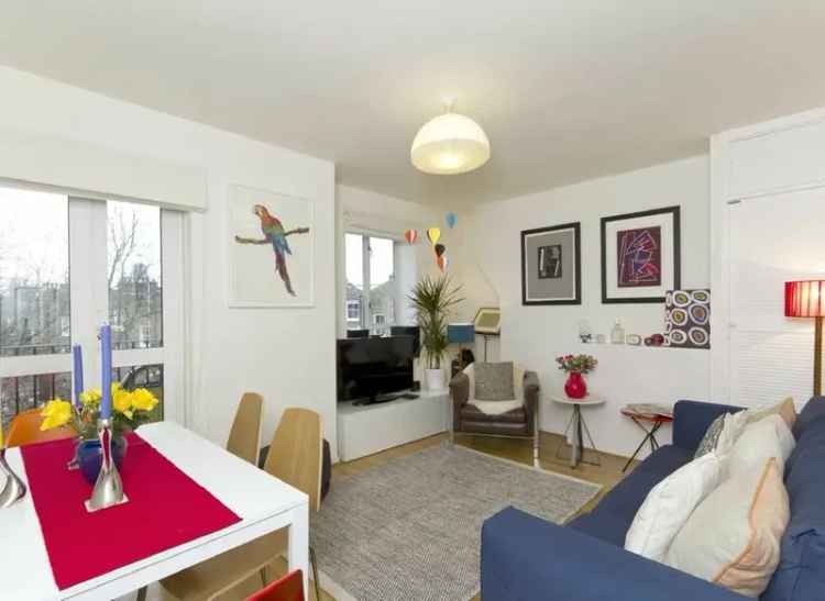 Three Double Bedroom Apartment Islington Modern Interior Private Balcony