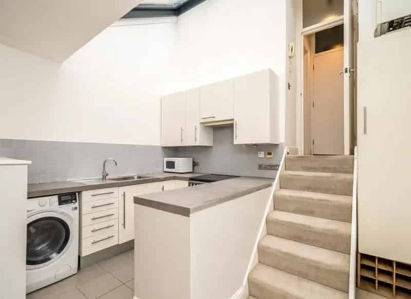One Bedroom Period Conversion Weltje Road Hammersmith
