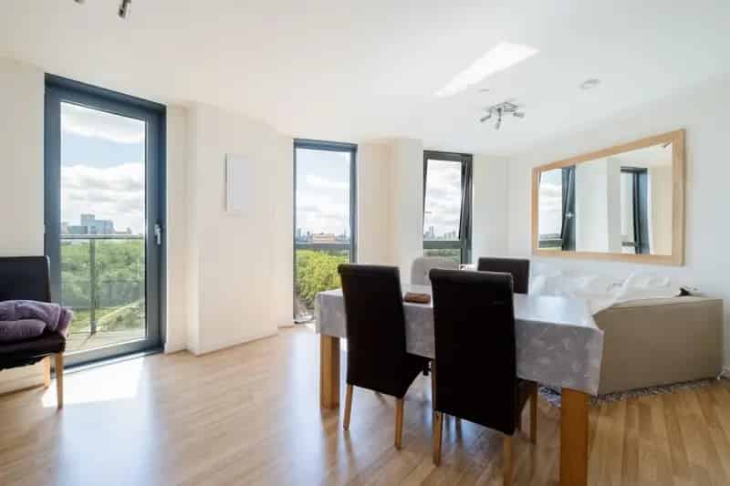 1 Bedroom Flat to Rent Hackney Canal Views