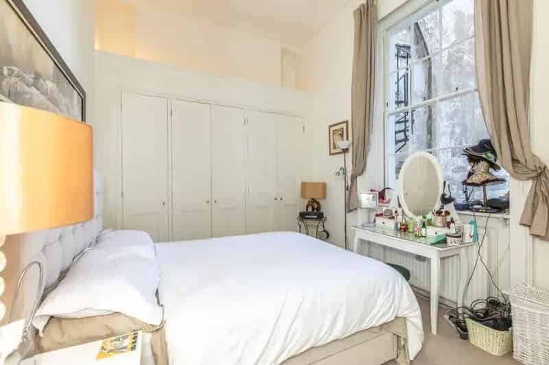 2 Bedroom Apartment for Sale in Brighton