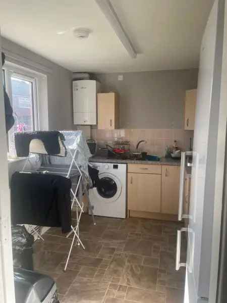 Ground Floor 2 Bed Maisonette