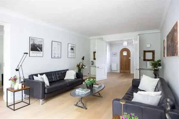 Family Home West Wimbledon 3 Floors Detached House