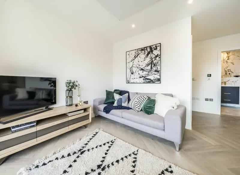 Spacious 2-Bed 2-Bath Apartment near Wandsworth Common