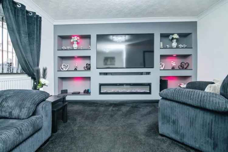 Beautifully Presented 4 Bed Family Home in Netherton