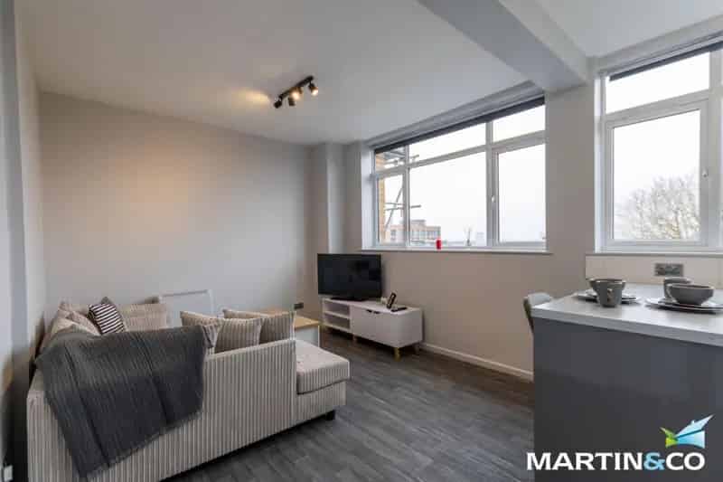2 Bedroom Apartment to Rent Birmingham City Centre Jewellery Quarter