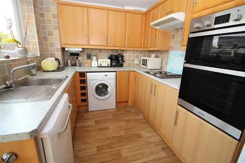 4 Bedroom Detached House for Sale in Putnoe Bedford