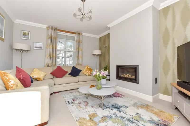 3 Bedroom Detached House for Sale in Minster