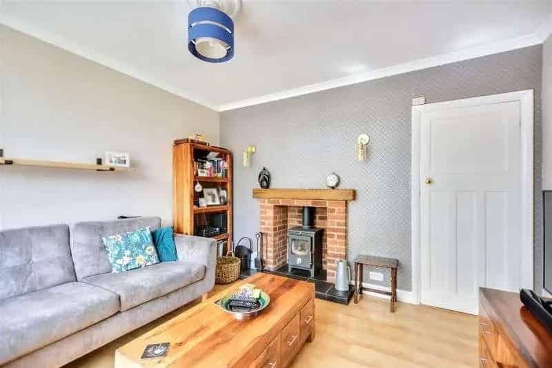 2 Bed House for Sale - 1930s End Terrace