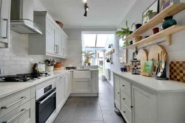 3 Bedroom Link Detached House for Rent